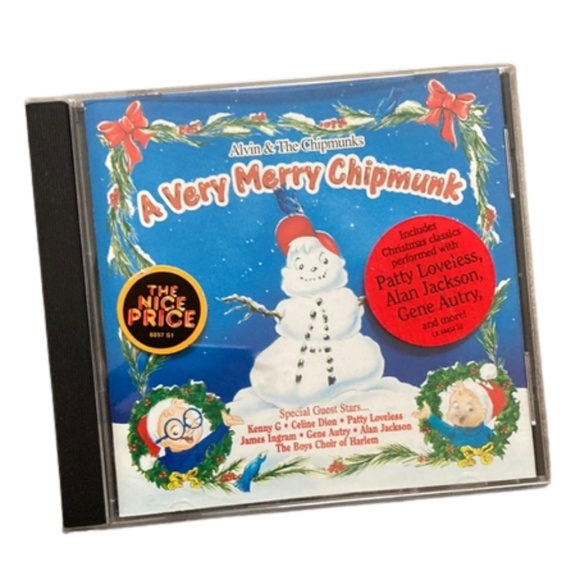 Christmas CD 1994 A Very Merry Chipmunk - Picture 1 of 6